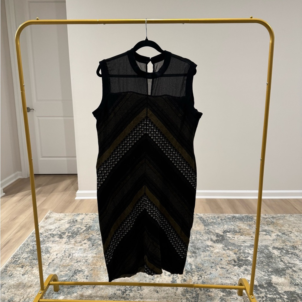 RACHEL Rachel Roy Black, Olive & White Chevron Print Midi Sweater Dress